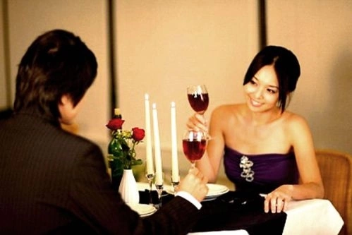 スポンサーの意味？本当の意味は「お金」ではなく「関係」だった
